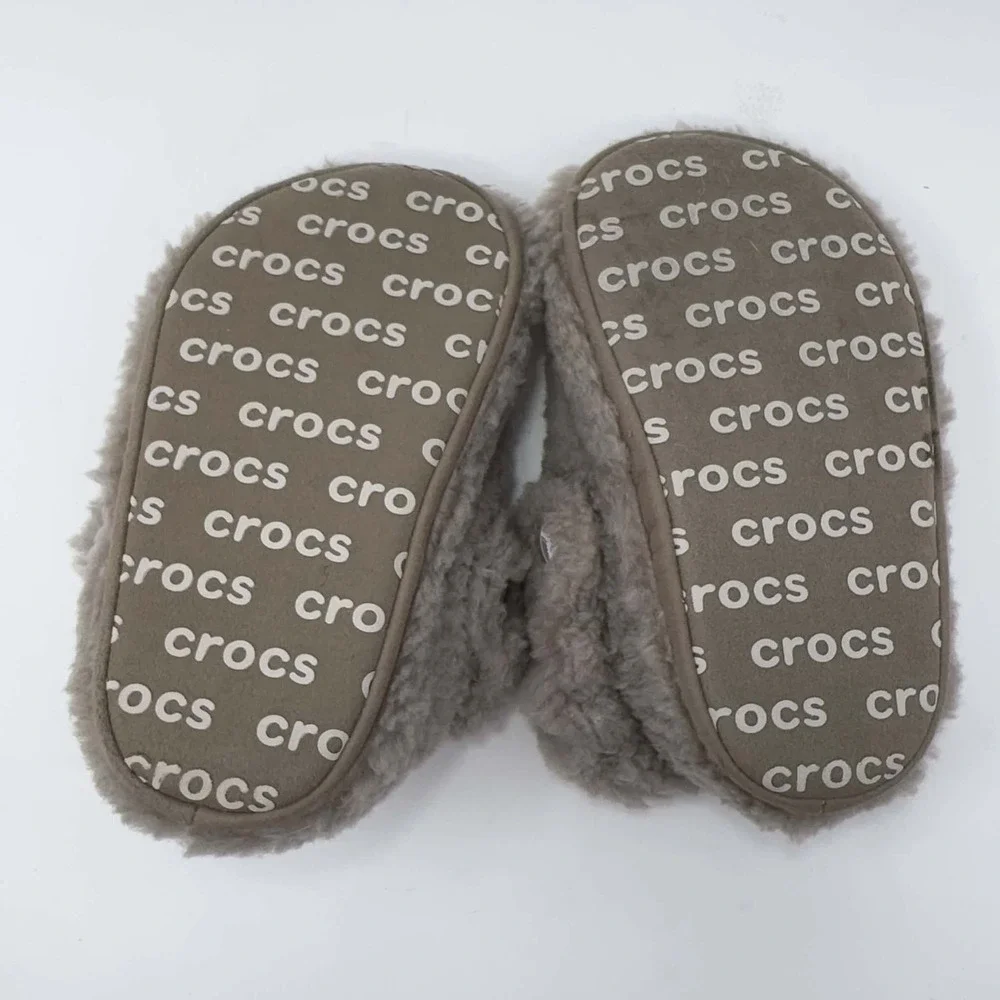 Crocs Cozy Faux Fur Slippers‎ Toddler C9 Beige Plush House Shoes Style 210857